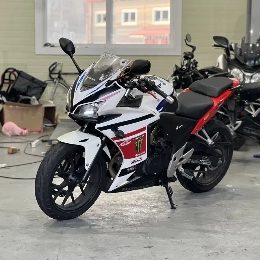 혼다 cbr500r 15년식 판매합니다