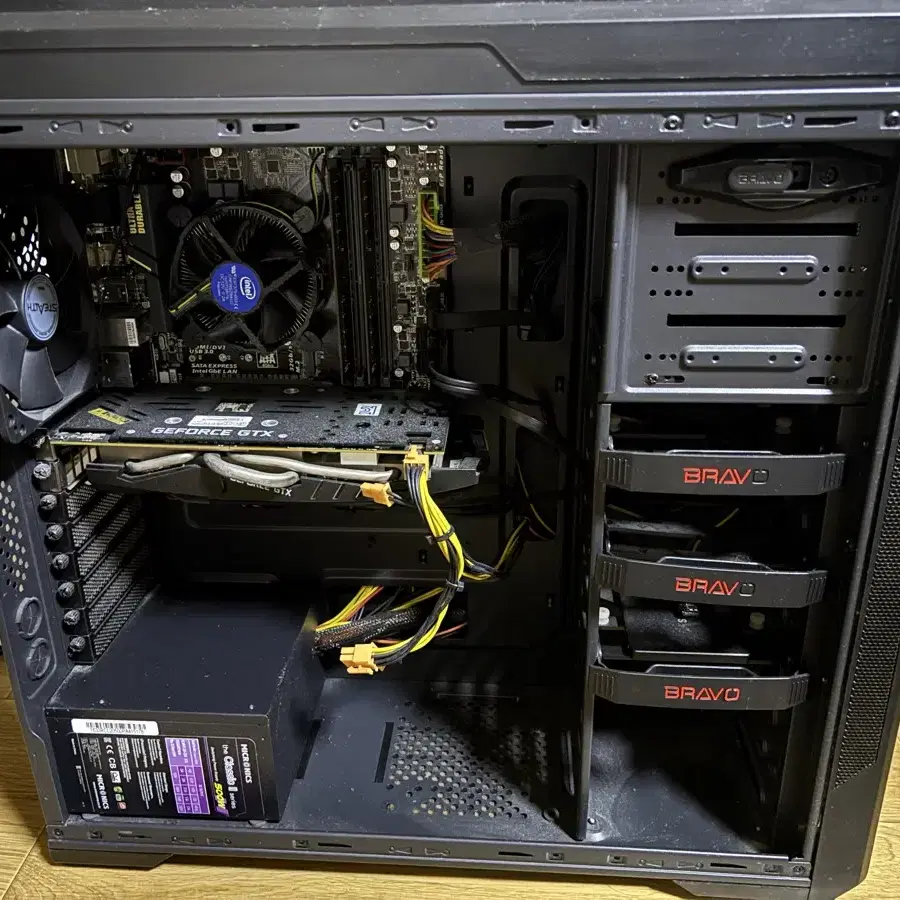 컴퓨터 본체 i5-6500 gtx1060 3g 배그, 롤, 옵치