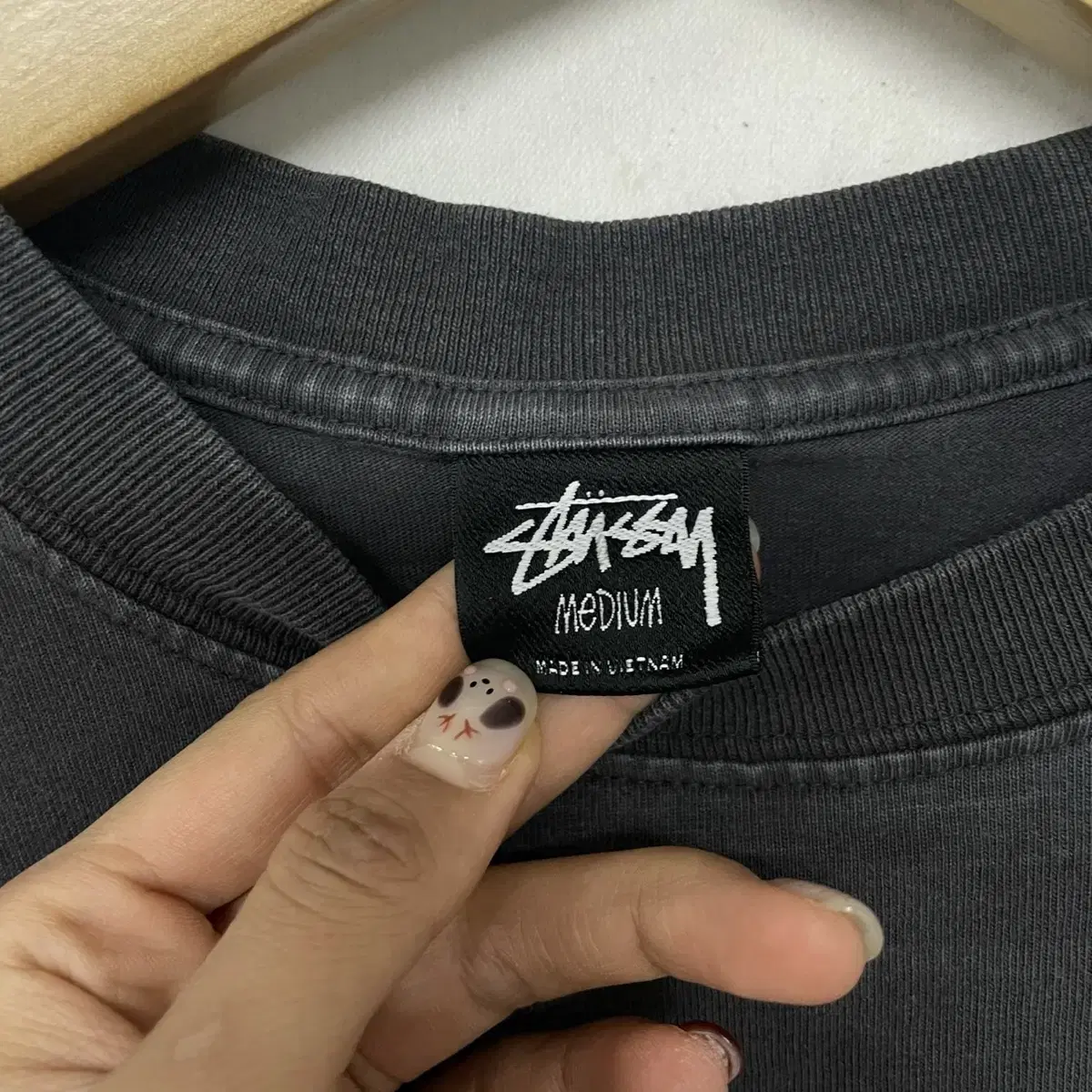 스투시 Stussy 피그먼트다이드 롱슬리브 차콜