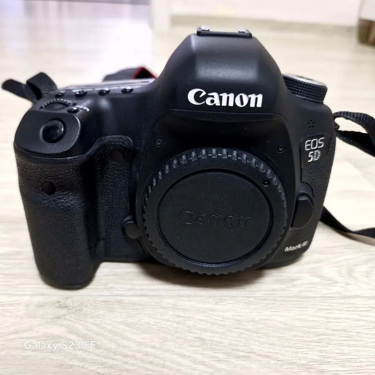 Canon EOS 5D Mark III for sale