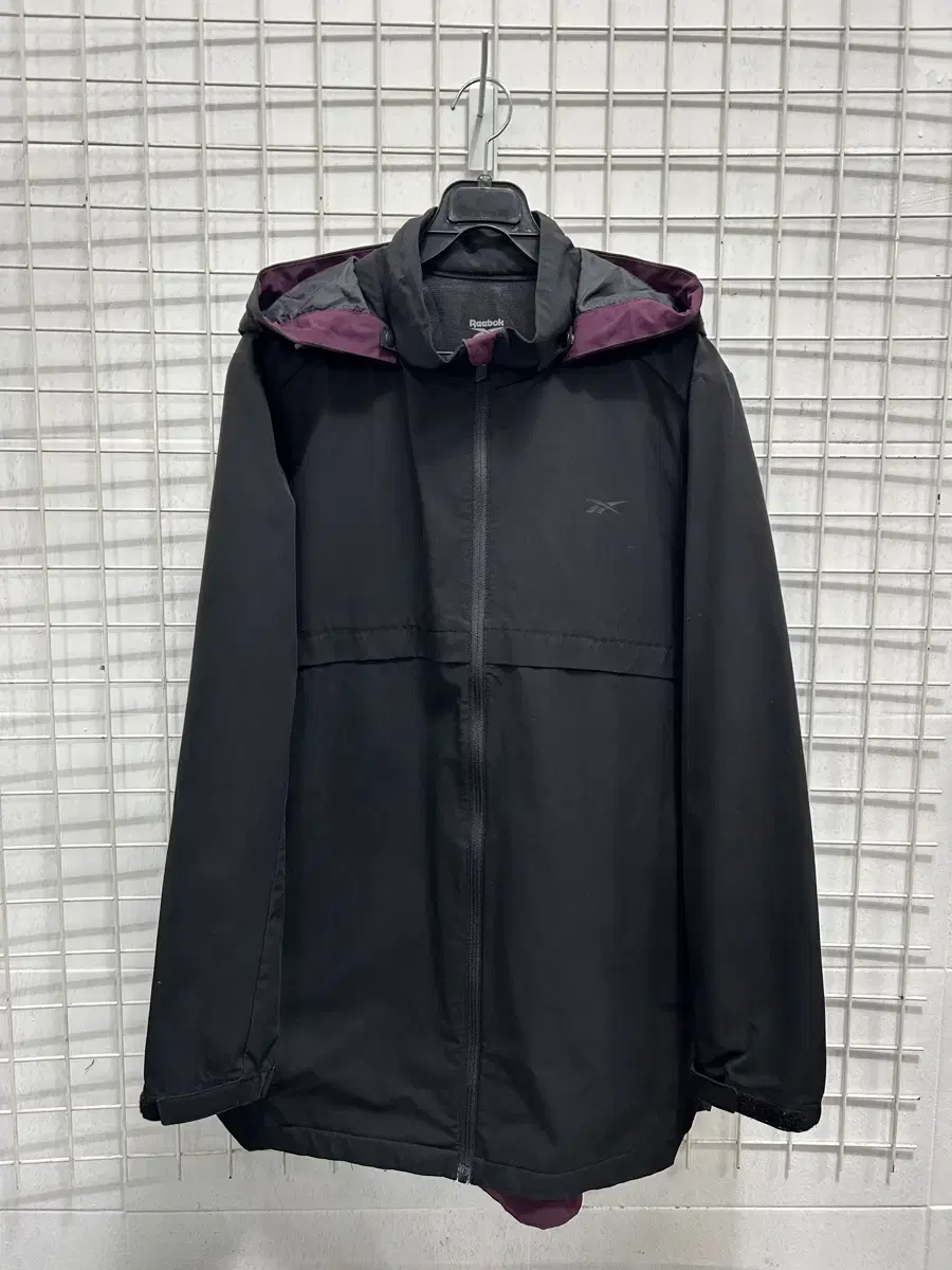 [Reebok] Women's Hooded Windbreaker Jacket 105