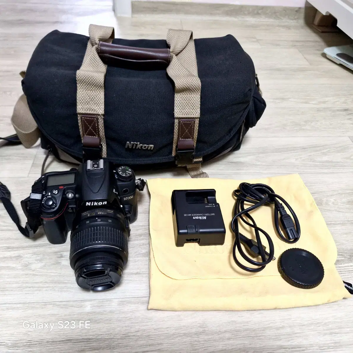 니콘 d7000,번들렌즈 판매합니다