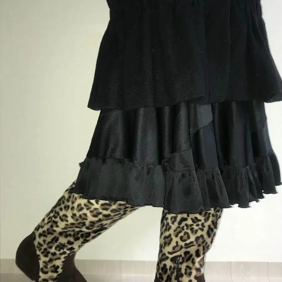 vintage leopard pattern boots