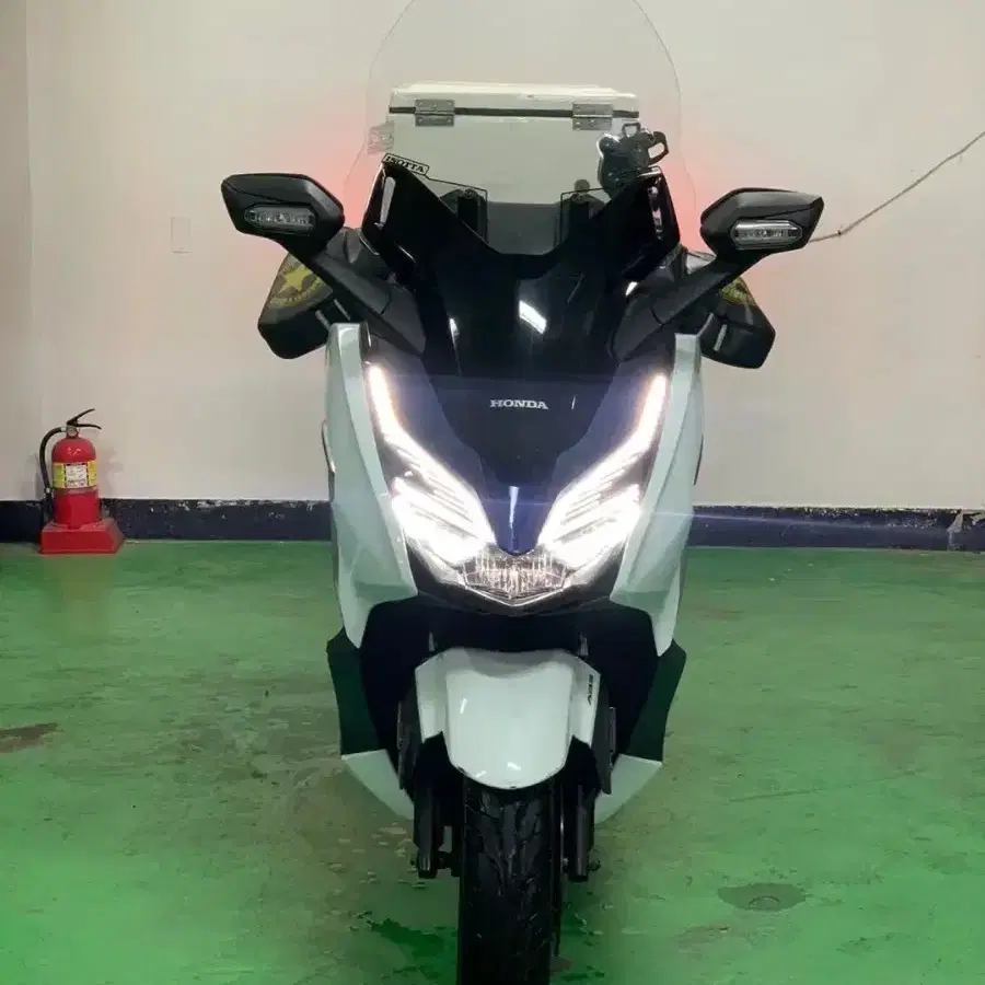 포르자 300cc