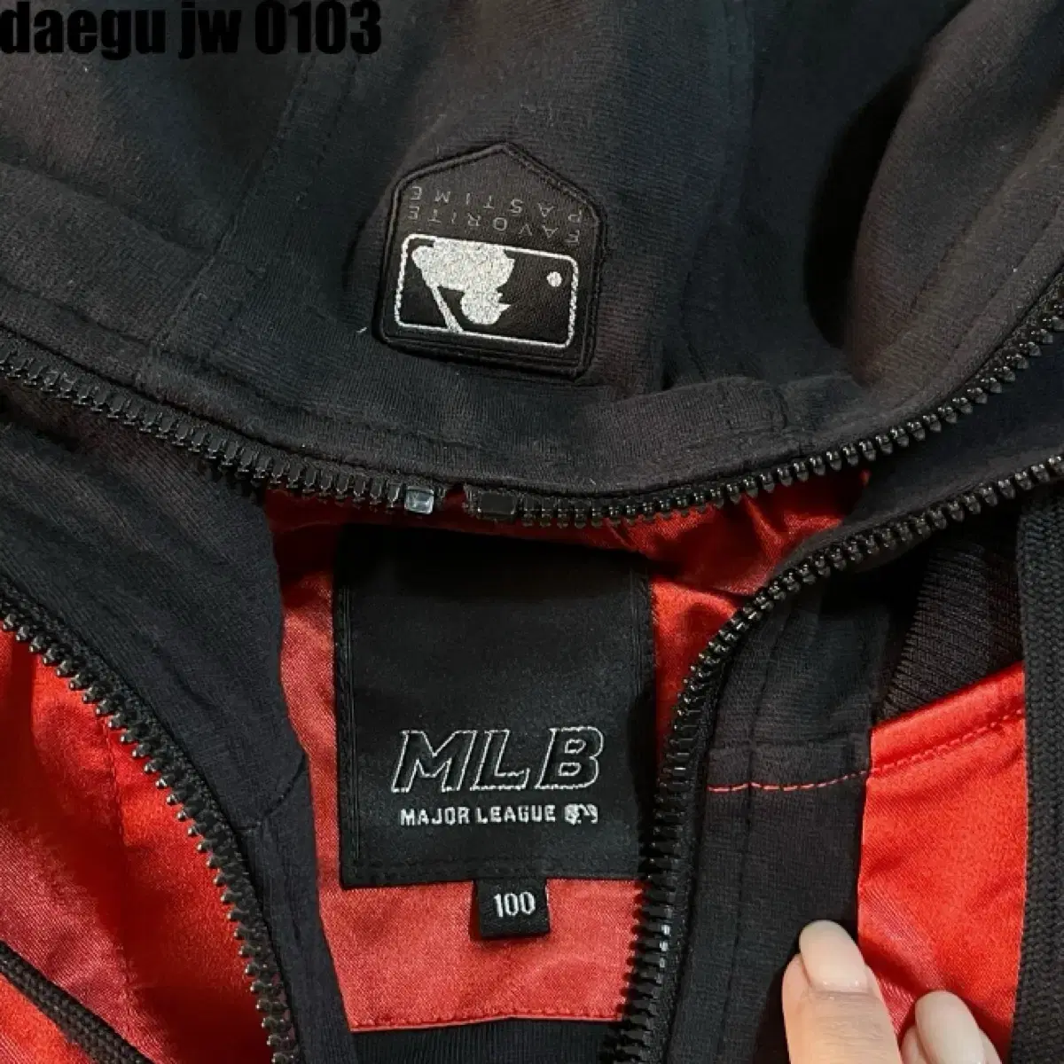 MLB 자켓 100