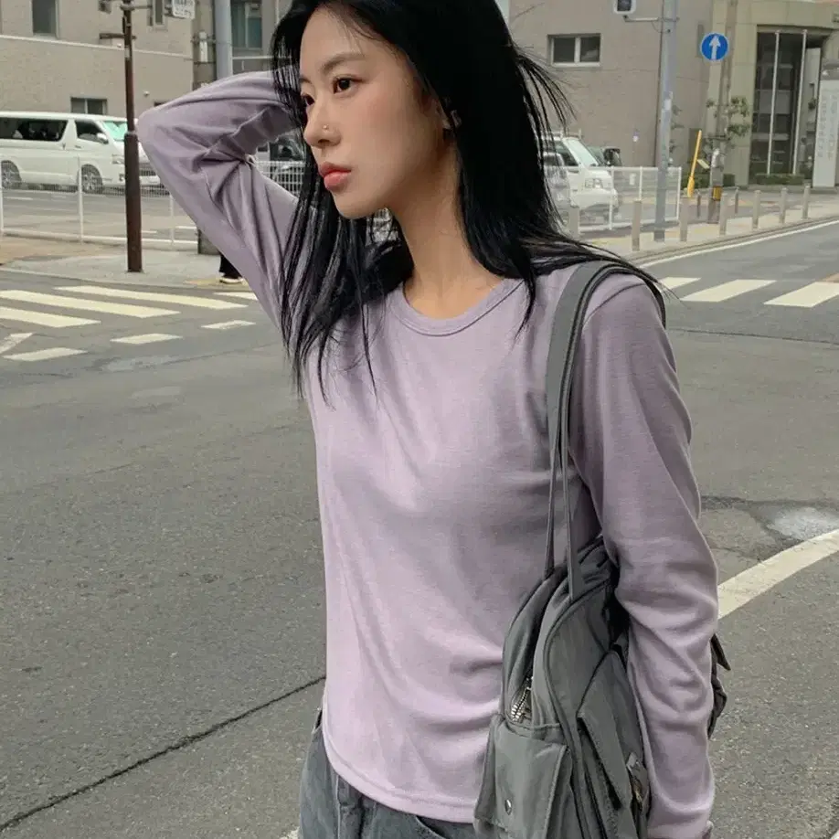 데일리쥬 리세프 레이어드 라운드넥 긴팔 티셔츠