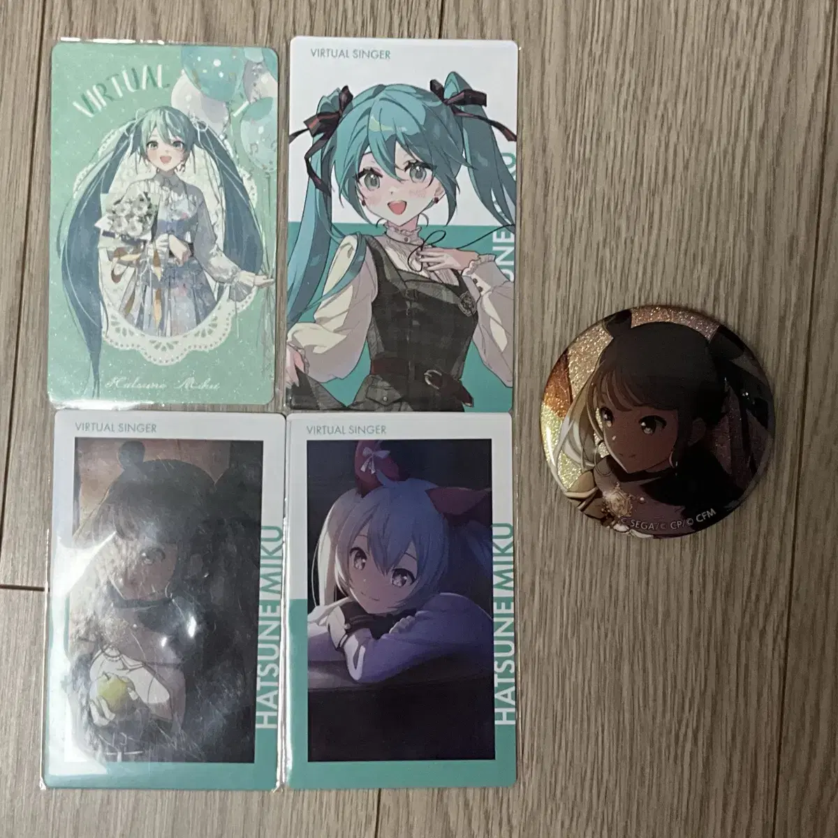 Pseudo Hatsune Miku Appreciation Day Greetings kard Glitter Can Badge