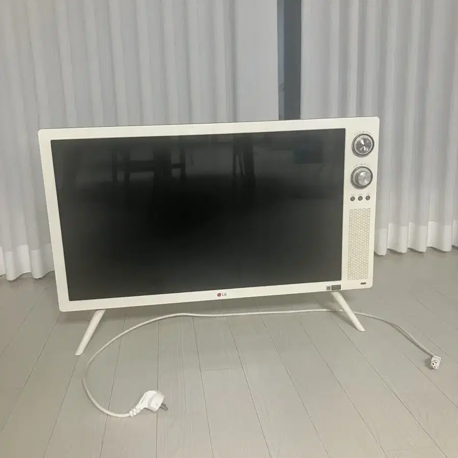 LG 클래식 tv 32인치   32LN630R