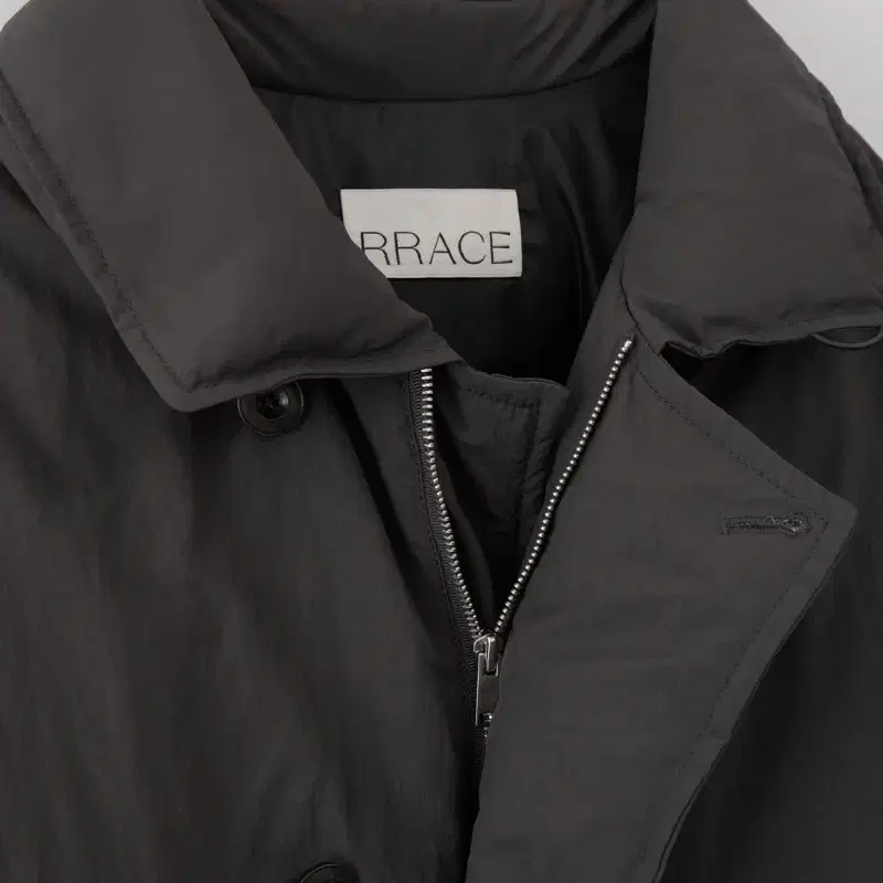 [새상품] rrace Half Down Jacket 레이스 하프 패딩