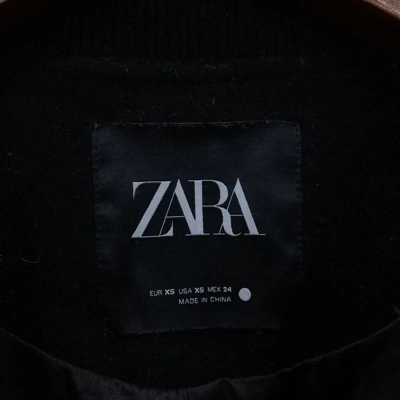 자라 ZARA 스트릿 항공 바시티자켓 야구잠바 90 C00081