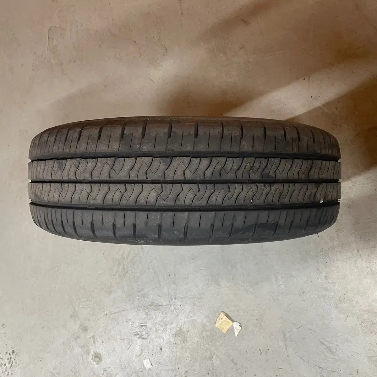 215/65R17C 금호타이어 PORTRAN KC53 중고타이어 당일장착