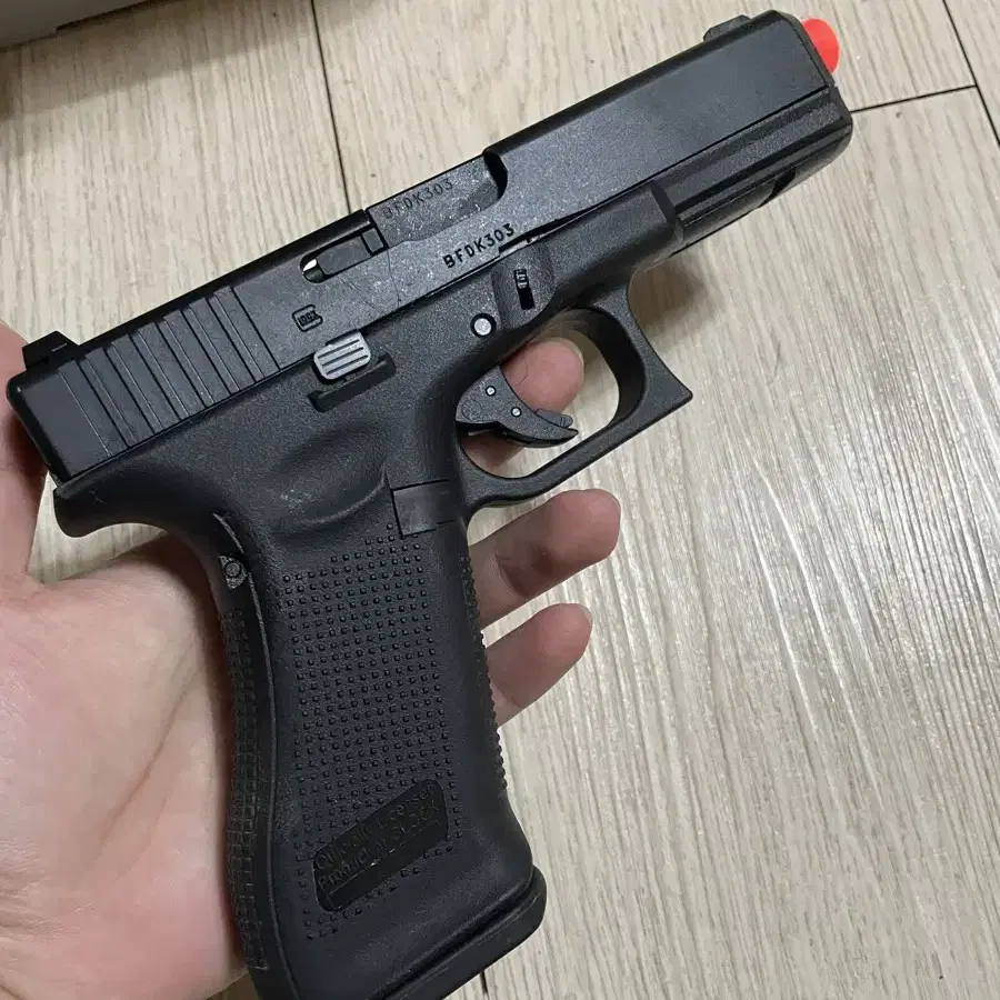 VFC 글록 17 gen5 팝니다!