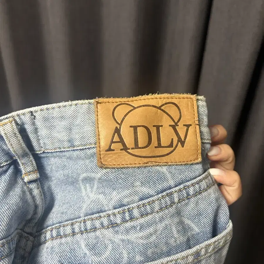 ADLV 곰돌이 청바지 (거의새것)