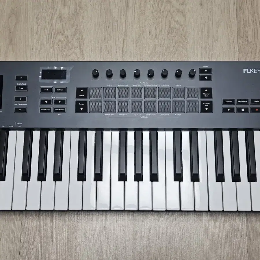 Novation FL Key37 작곡 미디 마스터키보드