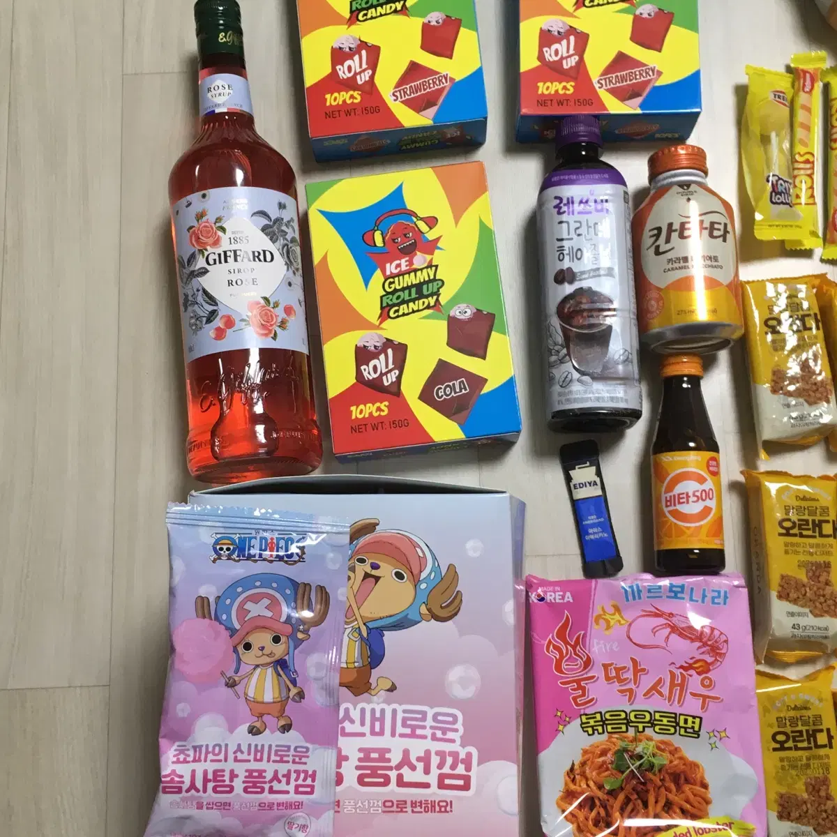 간식(과자, 불닭까르보딱새우우동, 국내산쌀과자, 말랑오란다 등)