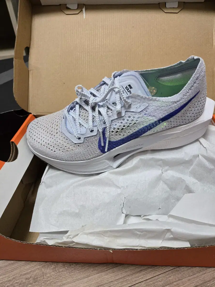 Nike VaporFly3 260