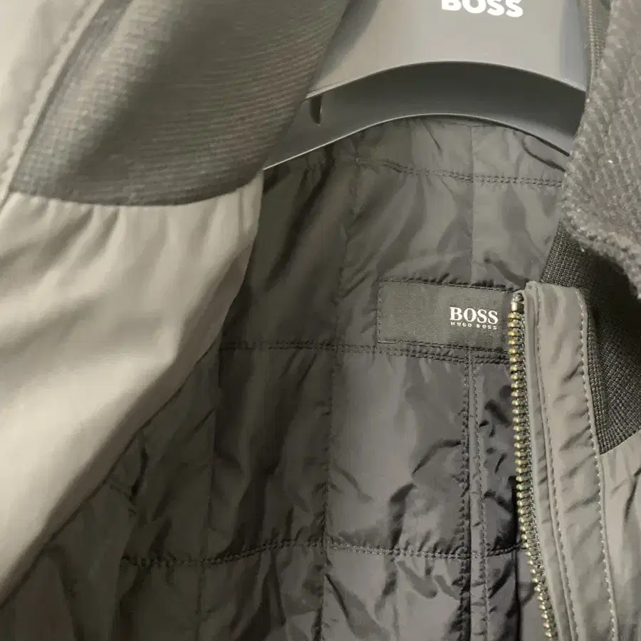 Hugo Boss 휴고보스 남성 양모 코트(패딩) 48 팝니다