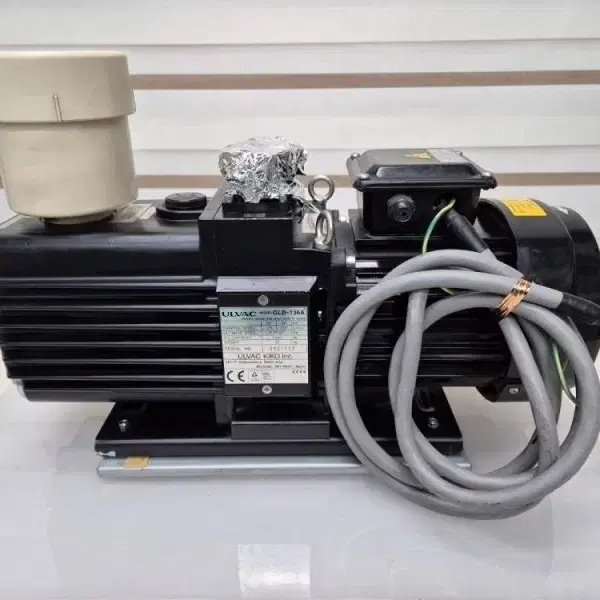 ULVAC GLD-136A Vacuum Pump 진공 펌프