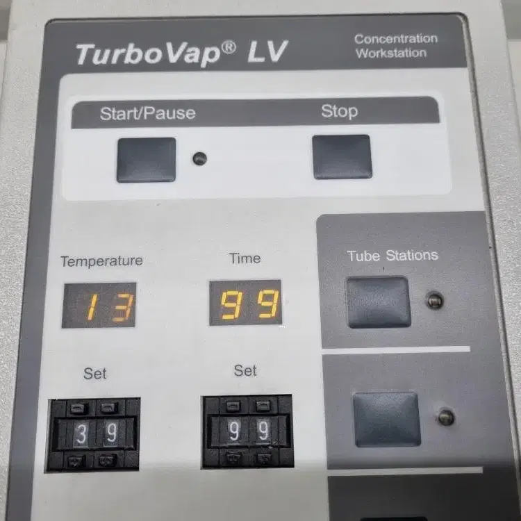 Biotage TurboVap LV 증발기