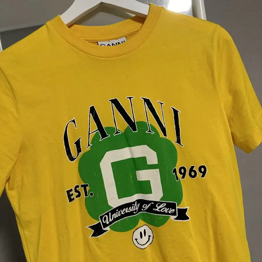 Ganni (XS 티셔츠)