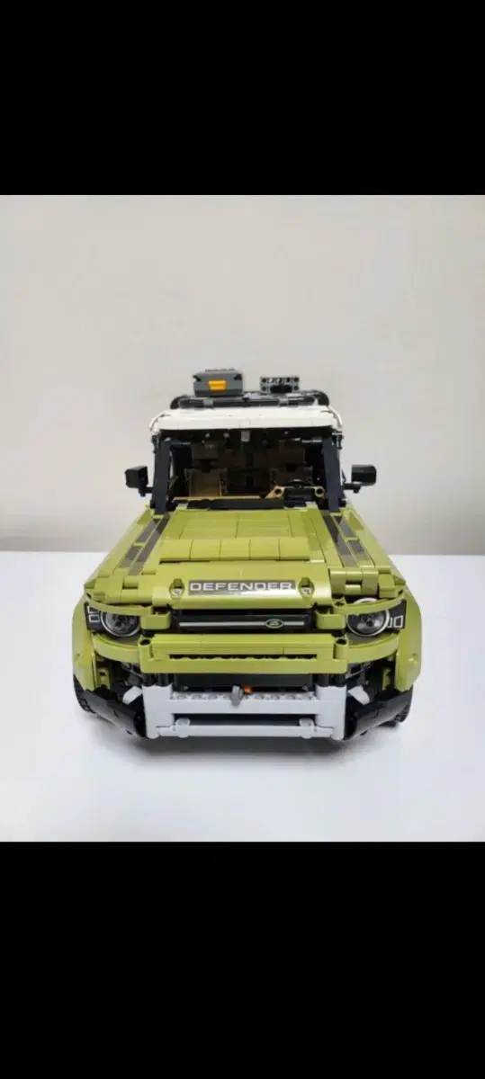 LEGO Technic Land Rover compatible (Quick sale)