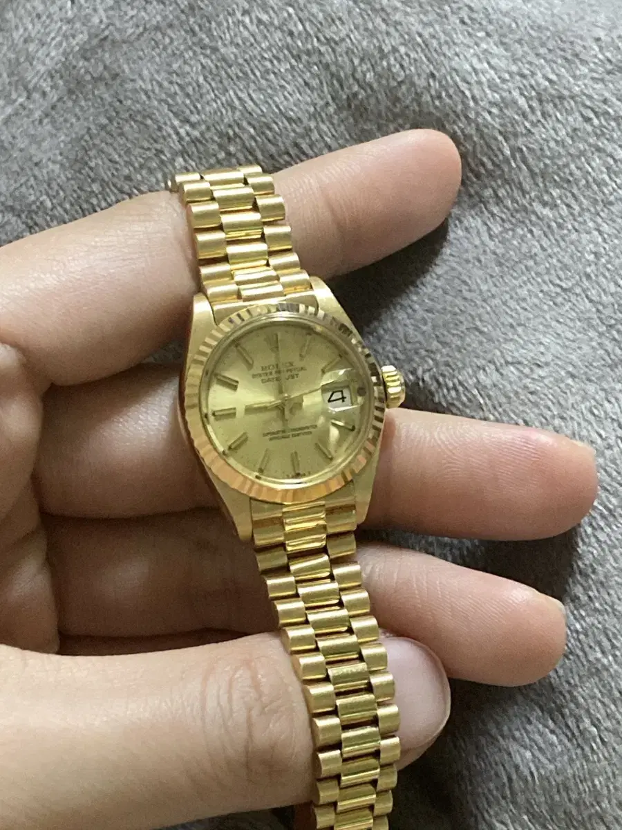 Rolex Ladies' Daydreamer 18K keum