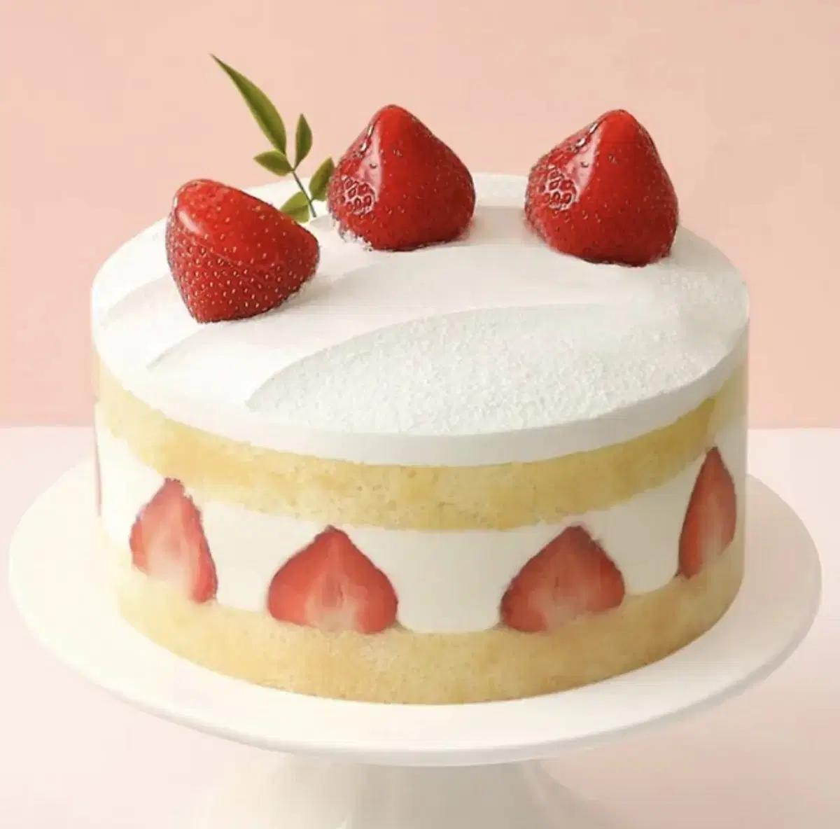 Paris Baguette Paris Baguette Fava Fresh Strawberry Fraisier Cake