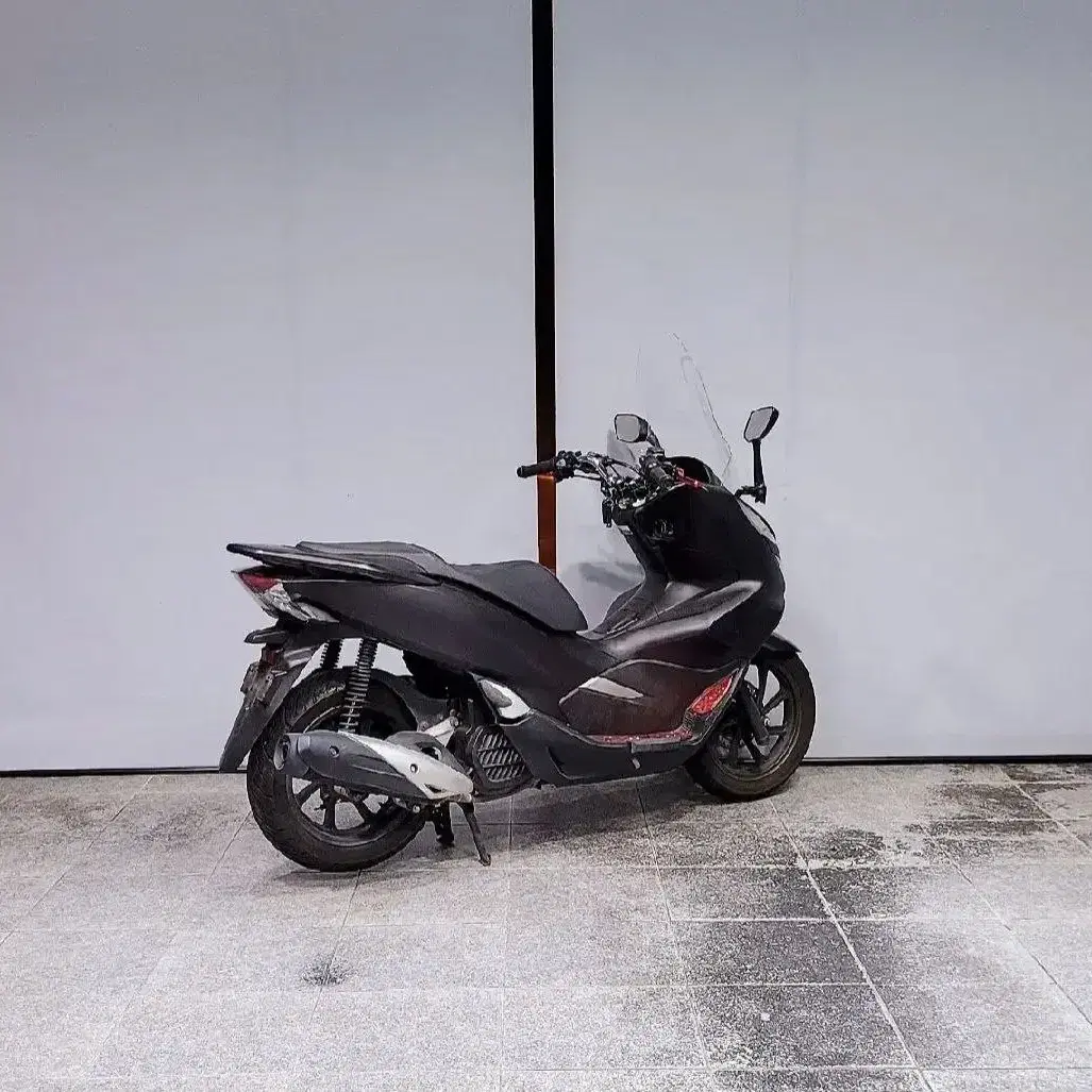 PCX125 2020년식 3만키로수 깔끔한 차량 판매합니다.