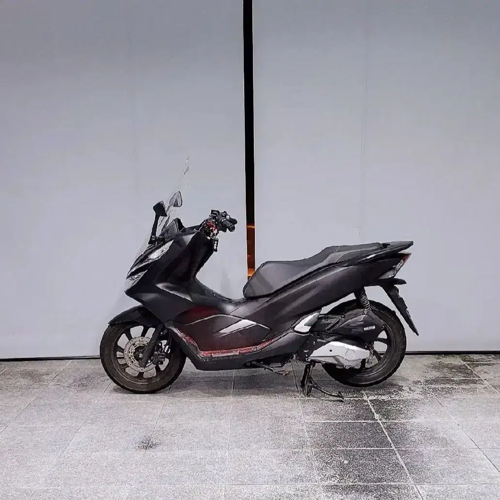 PCX125 2020년식 3만키로수 깔끔한 차량 판매합니다.