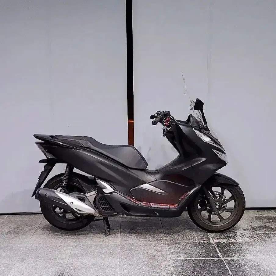 PCX125 2020년식 3만키로수 깔끔한 차량 판매합니다.