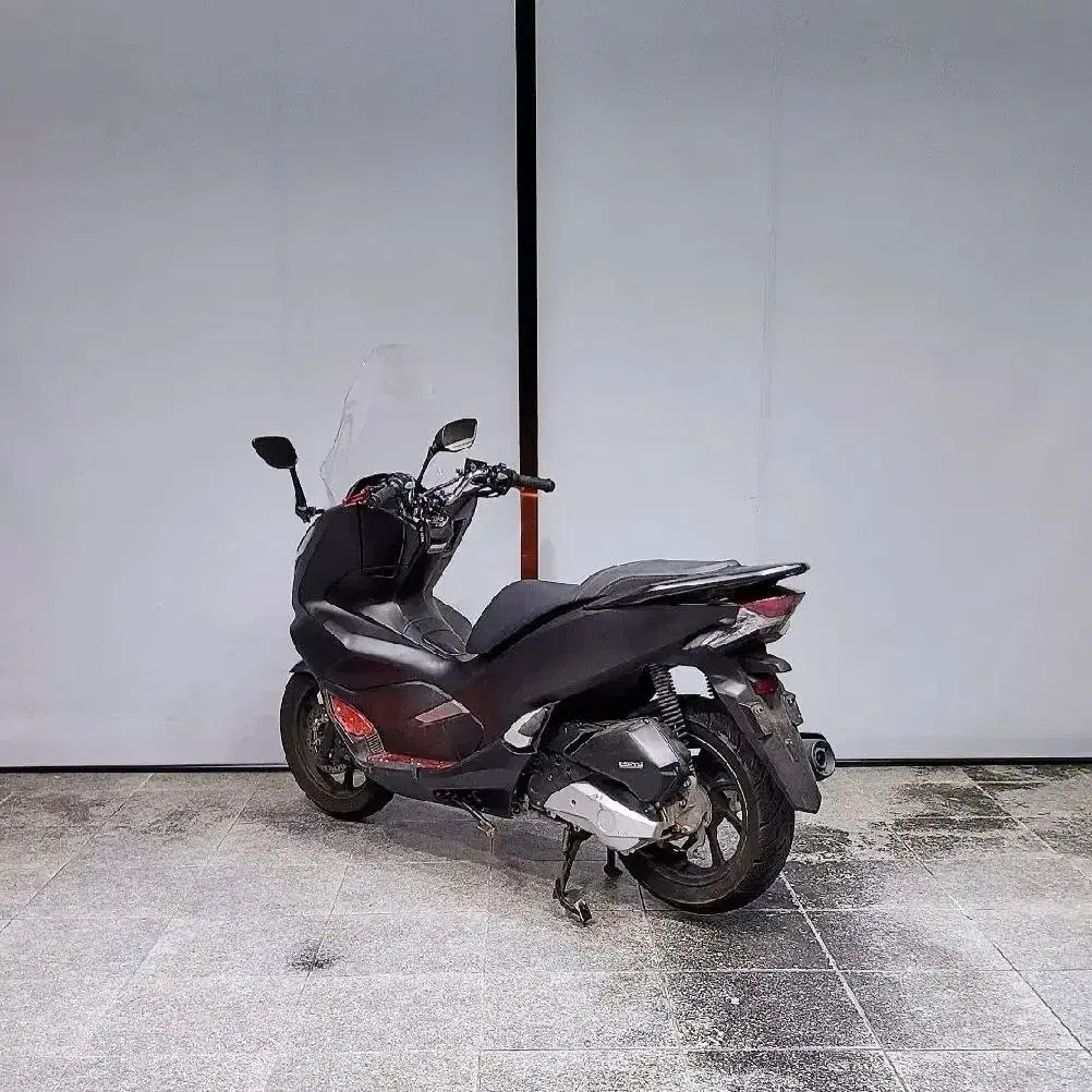 PCX125 2020년식 3만키로수 깔끔한 차량 판매합니다.