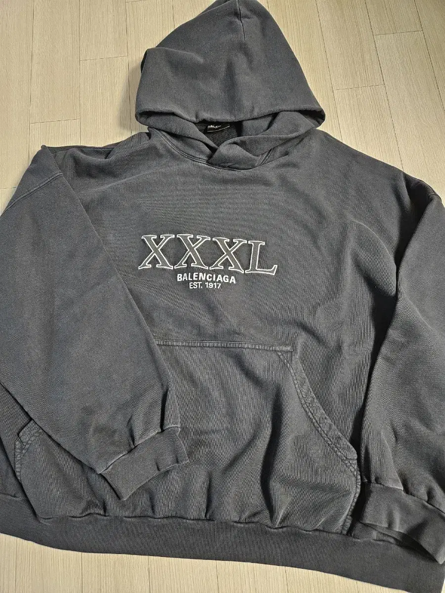 발렌시아가 XXXL (3XL) 라지핏 후드