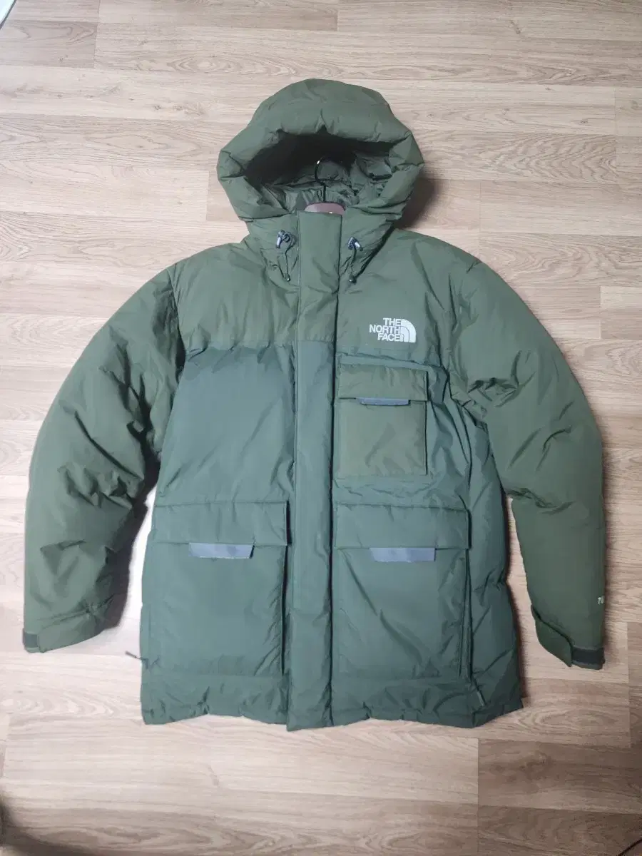 The North Face 700-fill polar goose down XL khaki