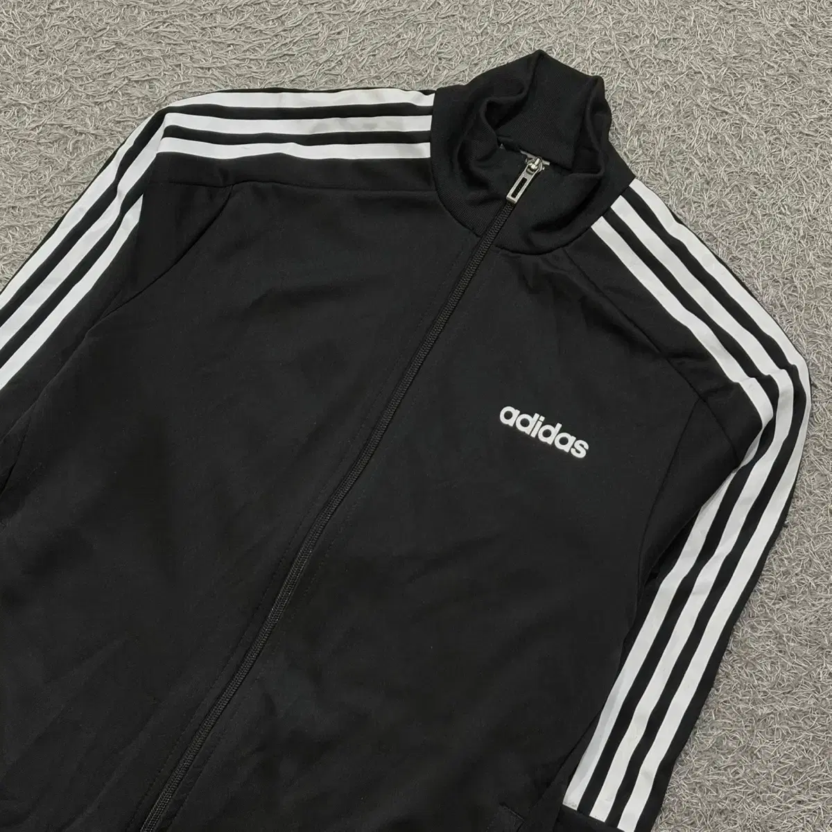 [90] Adidas Jersey