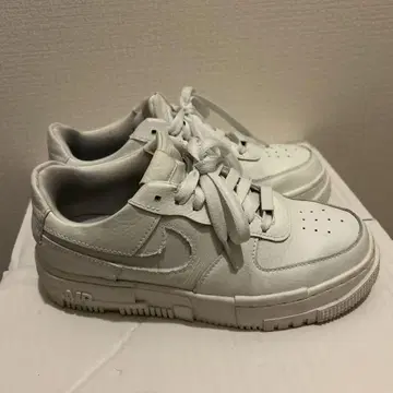 WMNS 에어포스 1 23.5 AIR FORCE 1 '07 6.5