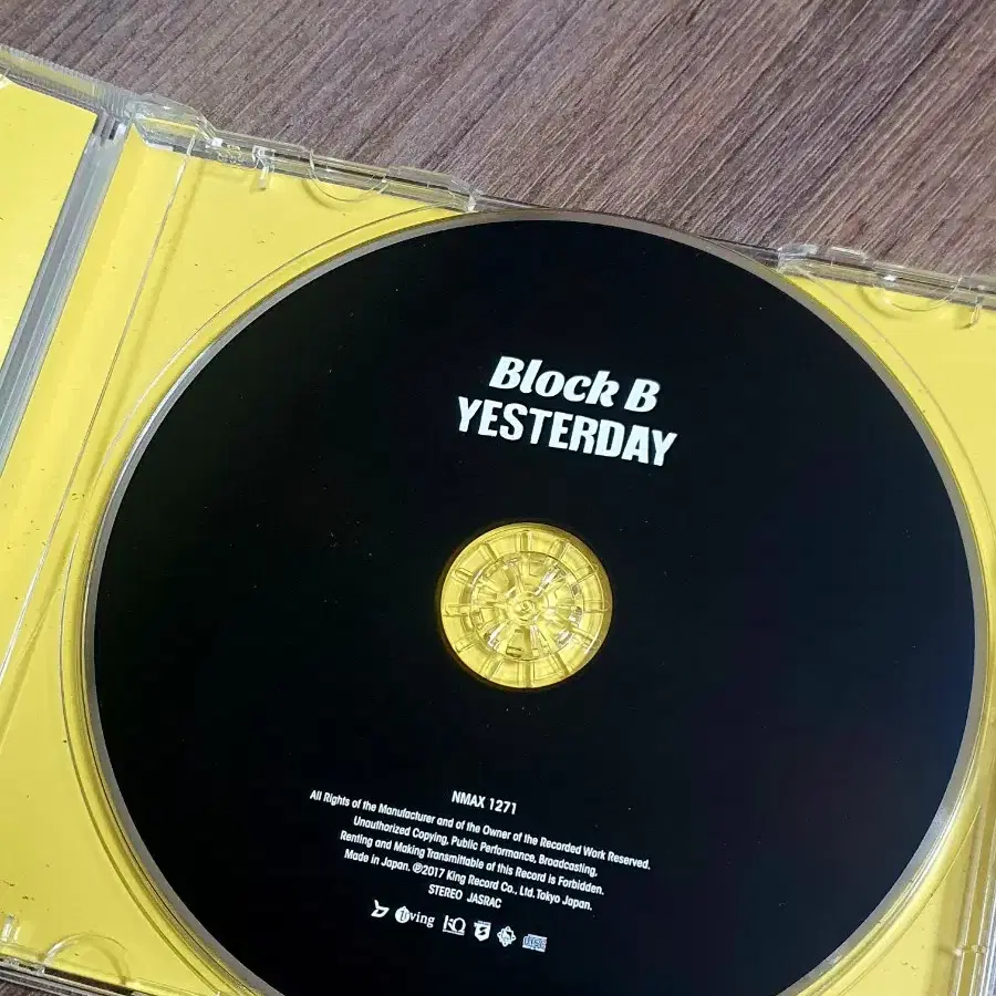 블락비 YESTERDAY JAPANESE ver. CD