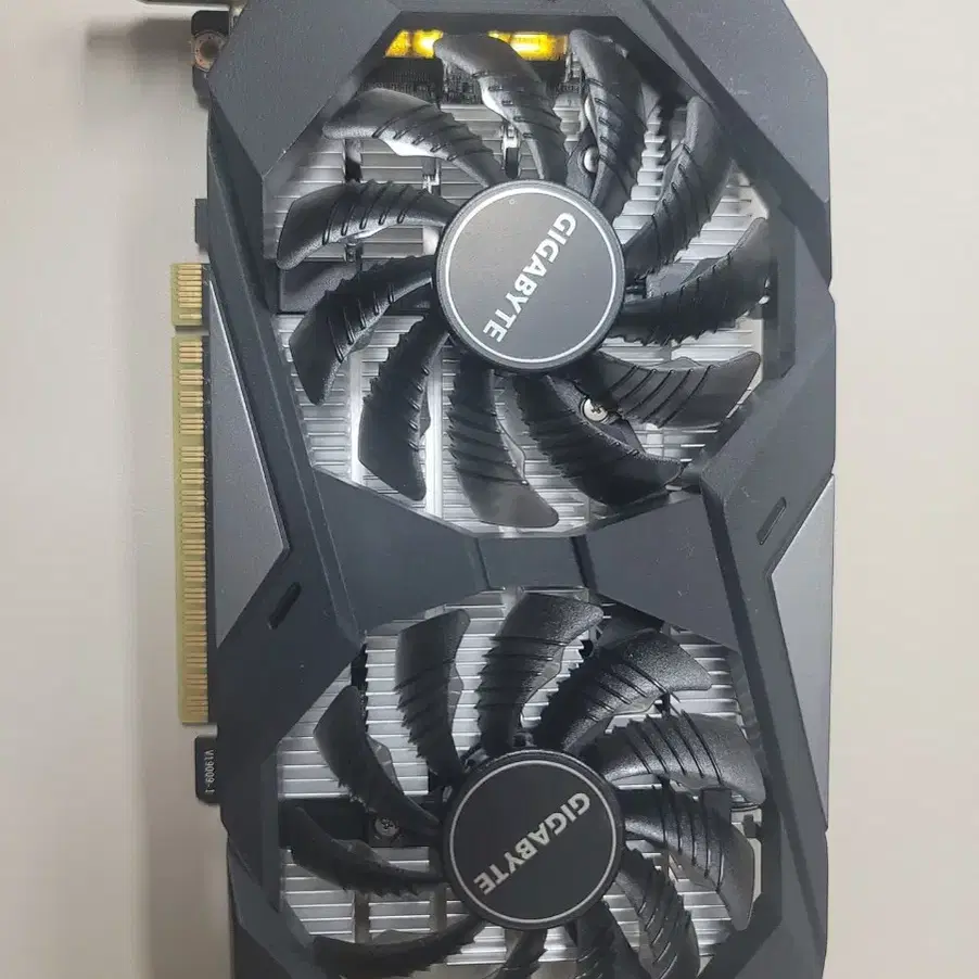 Gigabyte GTX 1650 OC 4GB 팝니다.