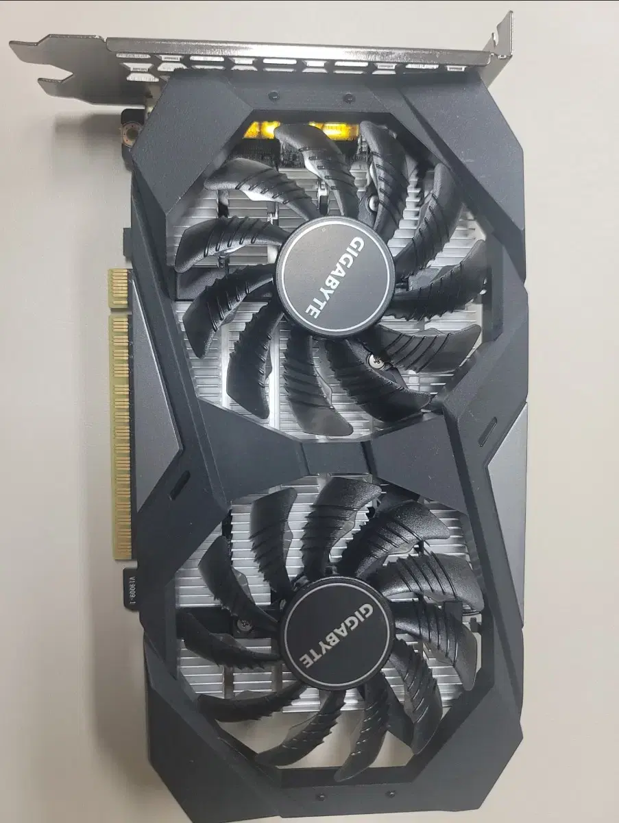 Gigabyte GTX 1650 OC 4GB 팝니다.