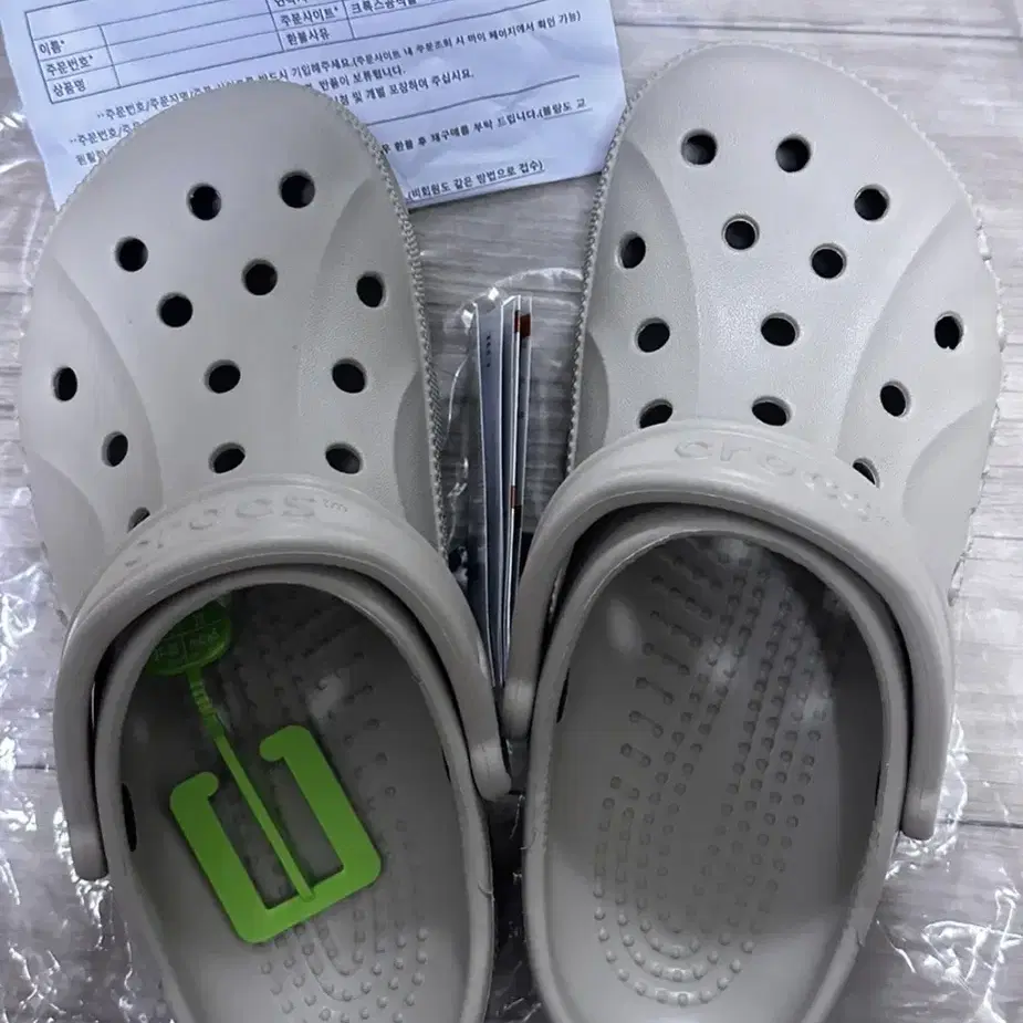 새로운 crocs 그록스 240 mm 양도