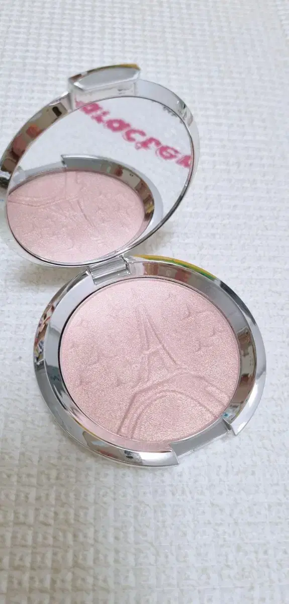 Becca Highlighter Parisian Nights