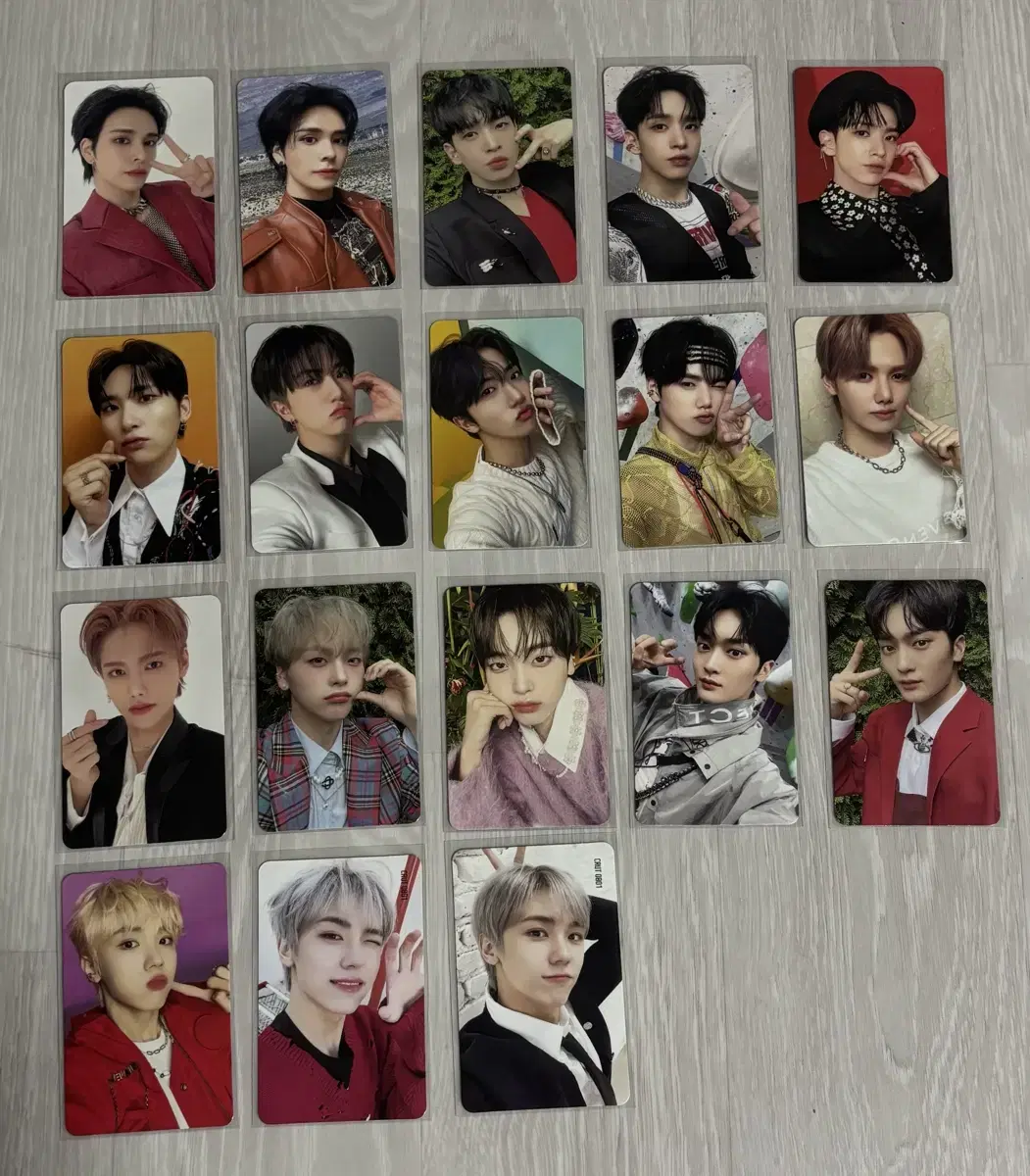 Cravity photo cards bulk are for sale!