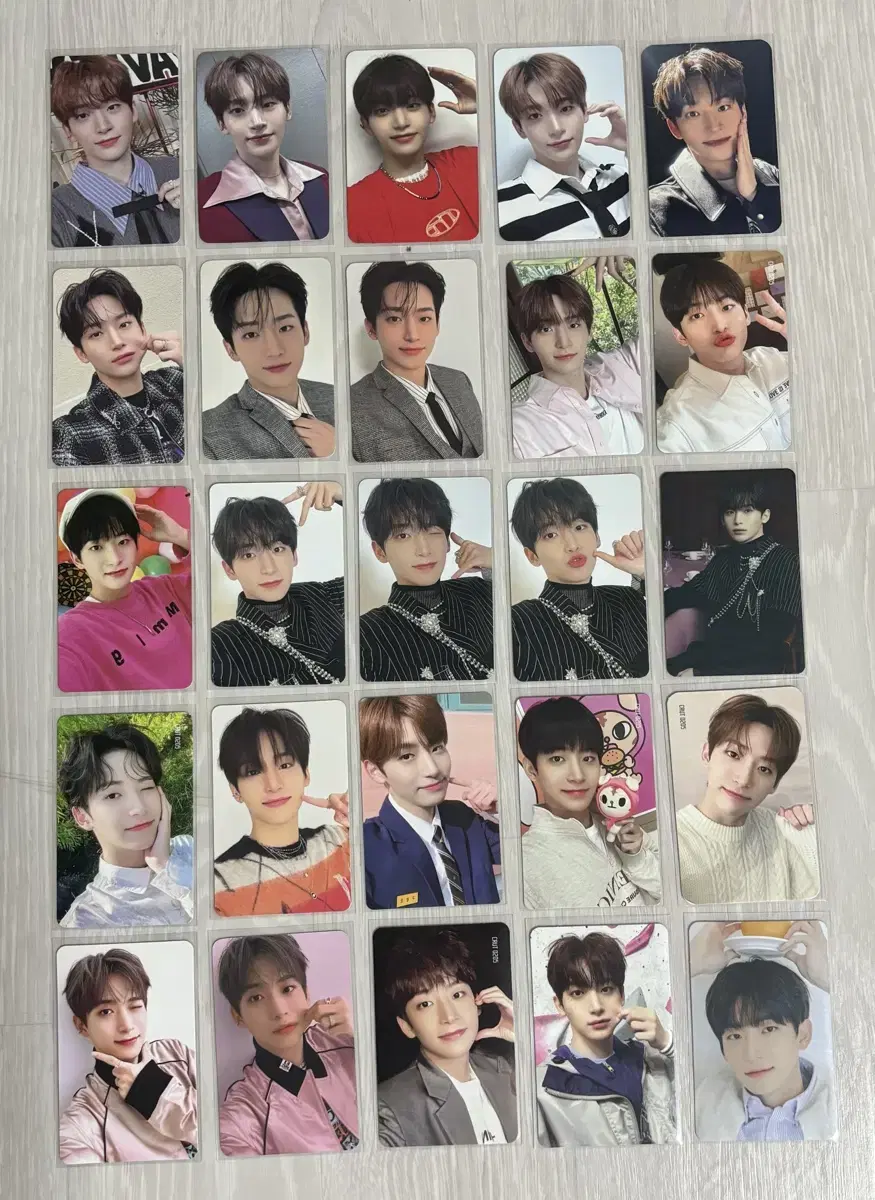 Cravity jungmo photocard bulk sells!