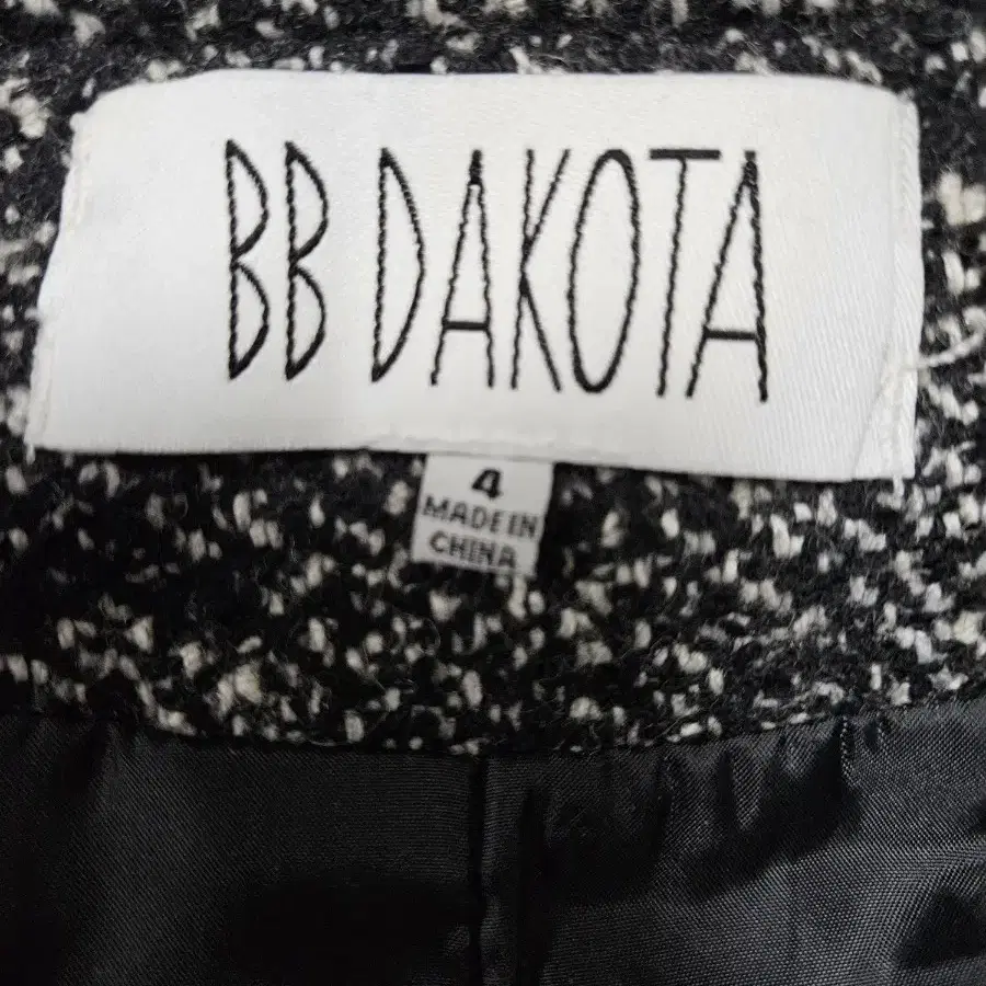 BBDAKOTA여성 울자켓