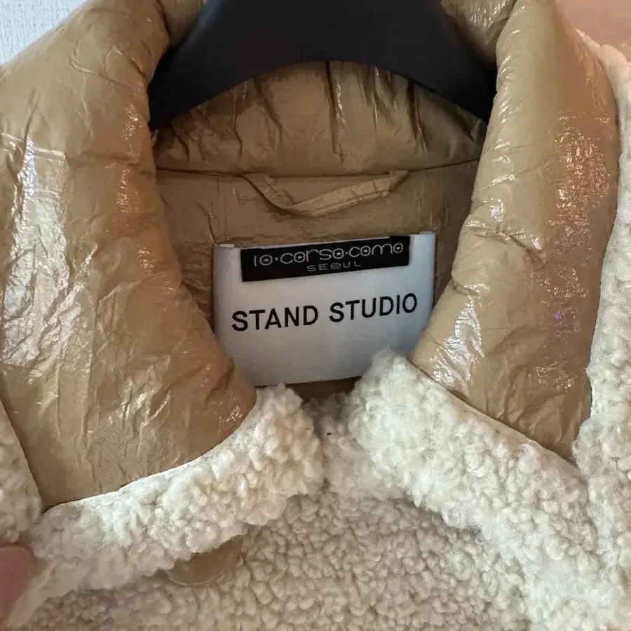 STAND STUDIO 스탠드 스튜디오  Faux Shearling Do