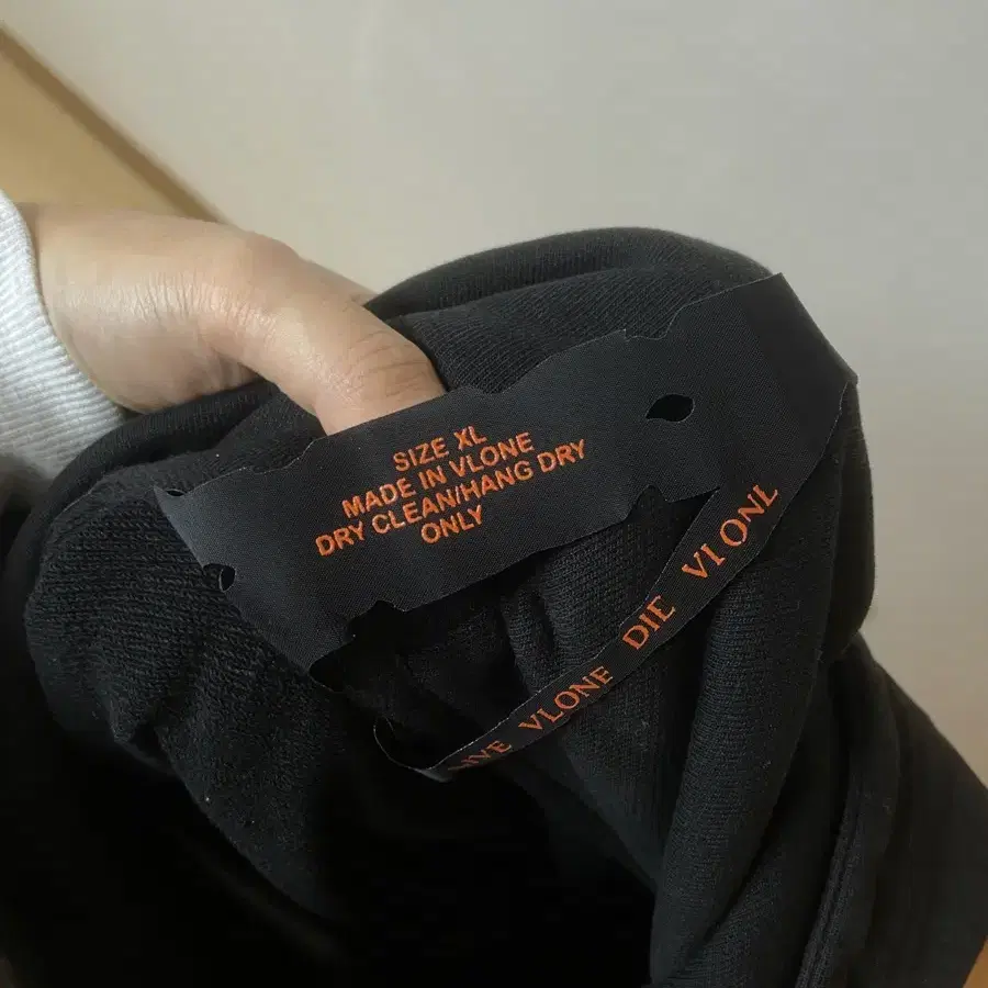 브이론 vlone 후디