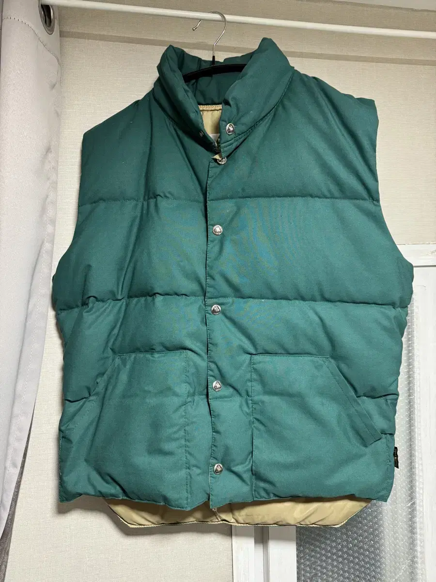 80s pacific trail puffer vest m사이즈