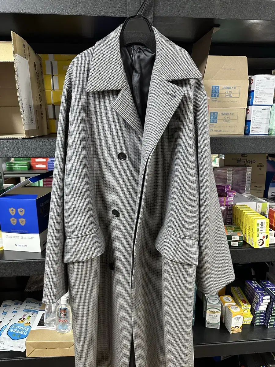 Aurari Double-faced check soutien collar coat size 5