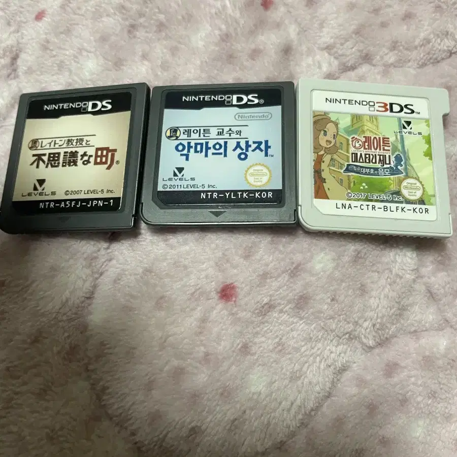 닌텐도 ds 3ds 일판 레이튼 교수 관련칩