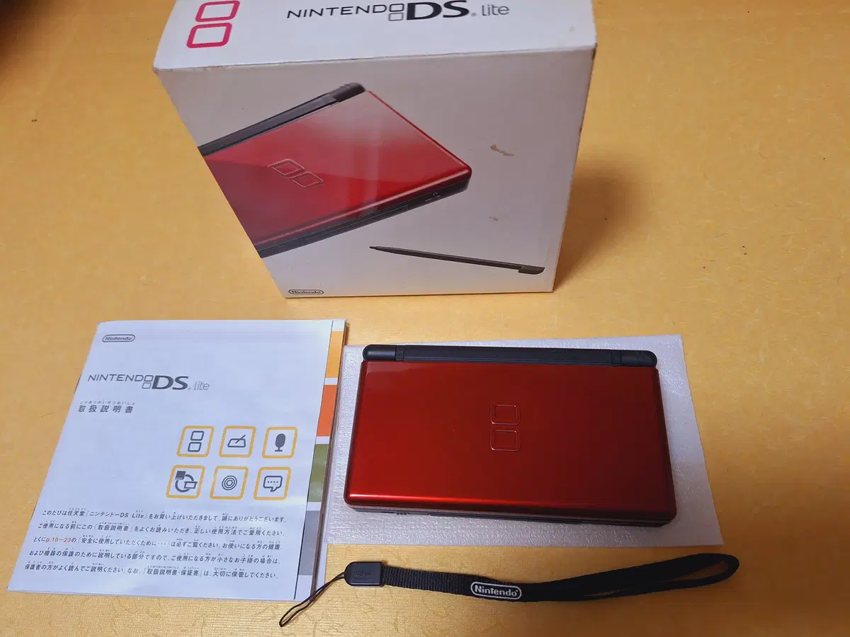 닌텐도 ds lite 크림슨블랙 일본판 박스셋 dslite dsi