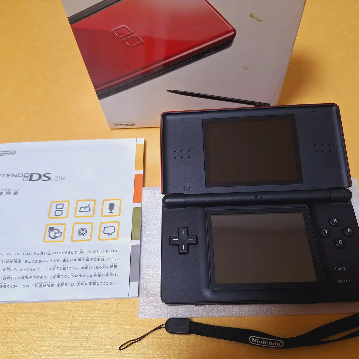 닌텐도 ds lite 크림슨블랙 일본판 박스셋 dslite dsi